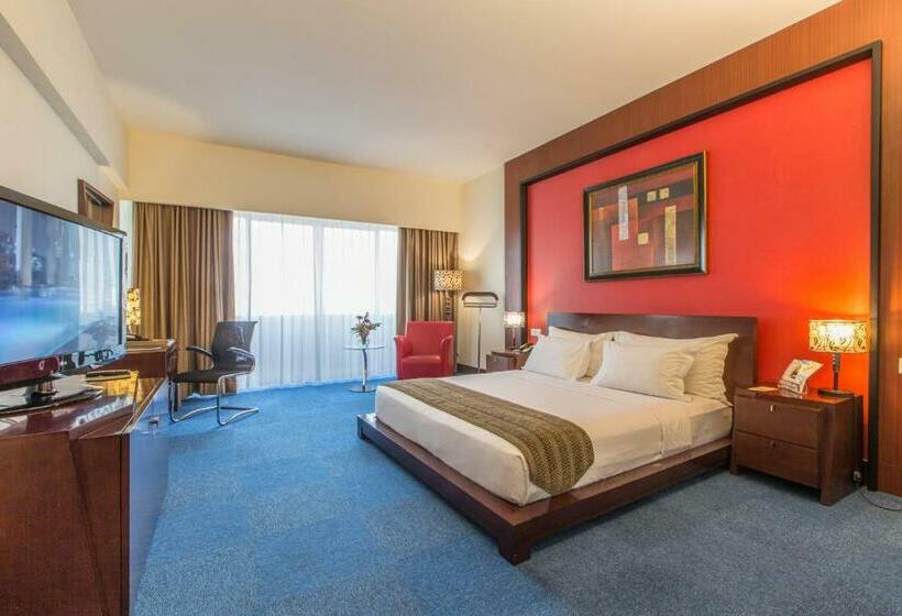 이그제큐티브 룸 킹사이즈 침대, Merlynn Park