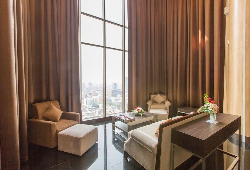 스탠다드 룸, Merlynn Park