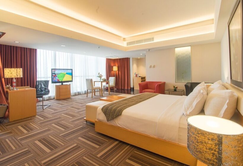 스위트, Merlynn Park