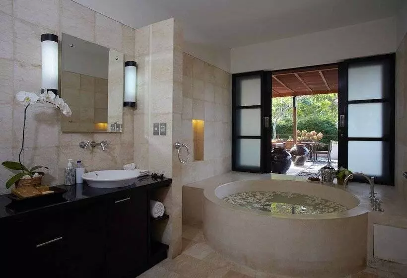 ３ベッドルームのデラックスビラ, Temple Hill Residence Villa