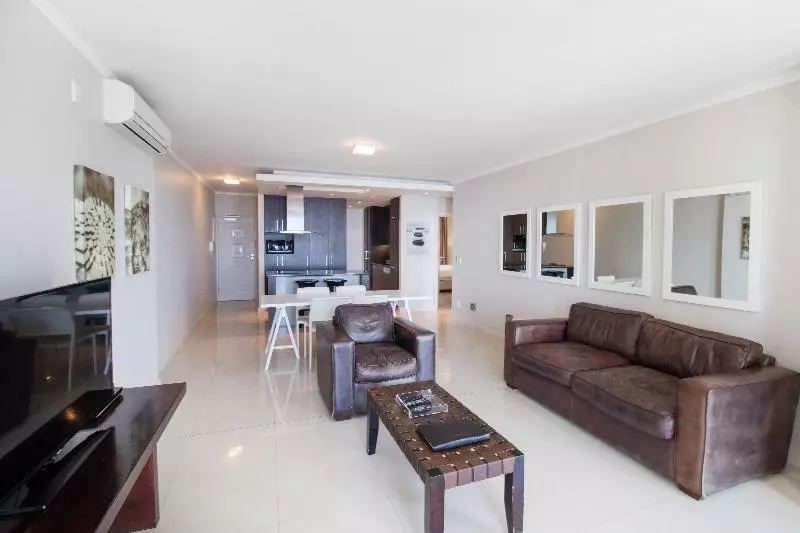 آپارتمان لوکس 2 خوابه, The Crystal Apartments
