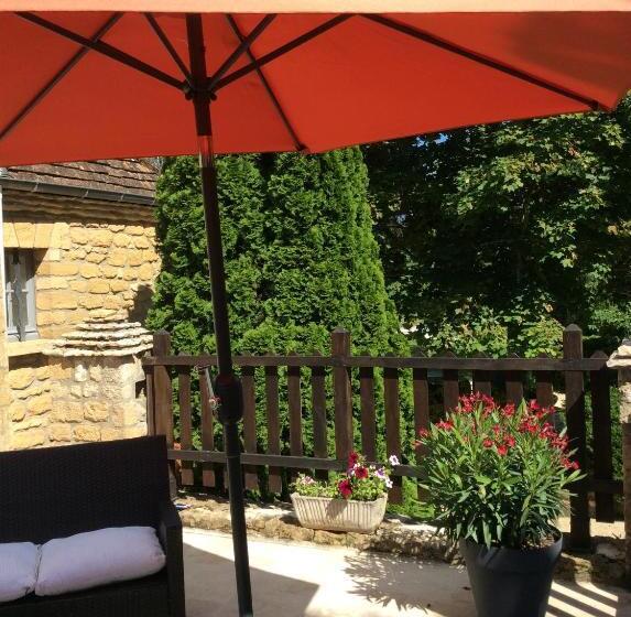 חדר דלוקס, Autour D Une Histoire