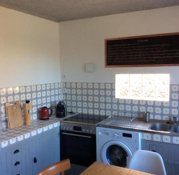 חדר לארבעה סטנדרטי עם נוף לגינה, Autour D Une Histoire