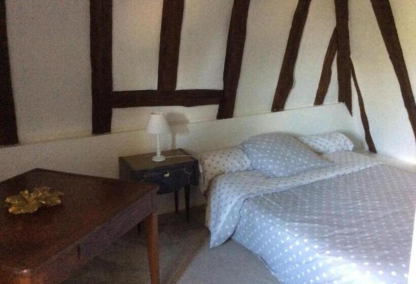 חדר לארבעה סטנדרטי עם נוף לגינה, Autour D Une Histoire