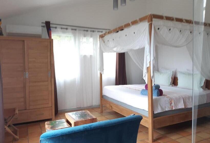 Deluxe Suite King Bed, Domaine Choco Vanille