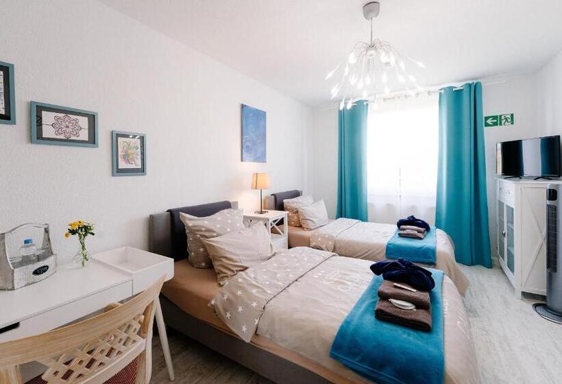 غرفة قياسية, Gästehaus Am Flughafen Düsseldorf