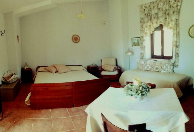 غرفة عائلية, Agriturismo Tre Santi