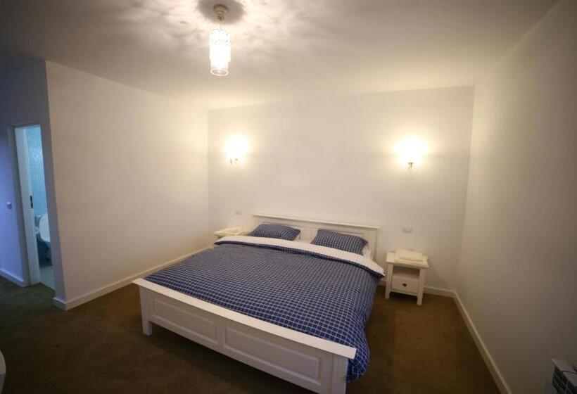 디럭스 룸 킹사이즈 침대, Fresh Accommodation