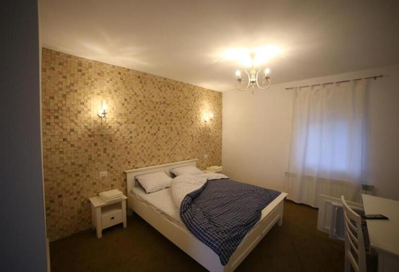 디럭스 룸 킹사이즈 침대, Fresh Accommodation