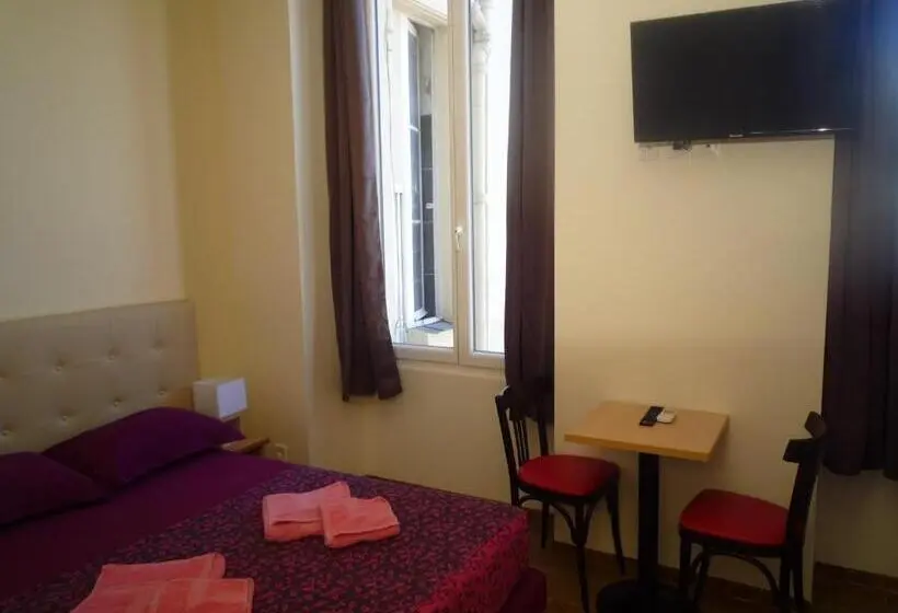 スーペリアスタジオ, Résidence Appartement Adonis