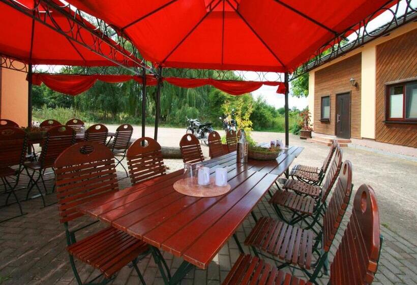 Апартаменты 1 Спальня с Террасой, Landhaus Hof Schlenstedt