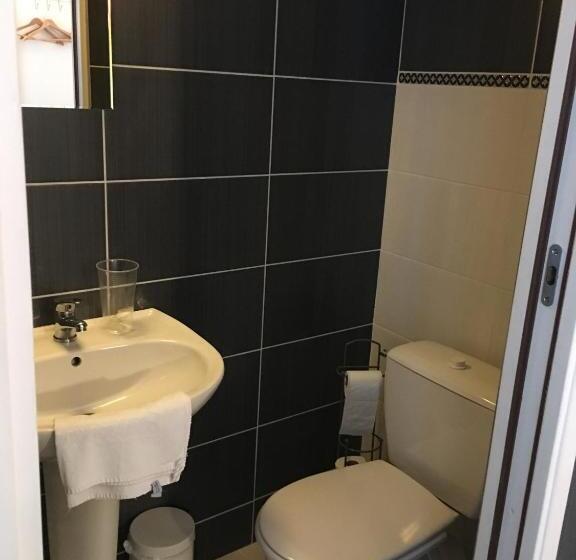 חדר סופריור, Le Grillon