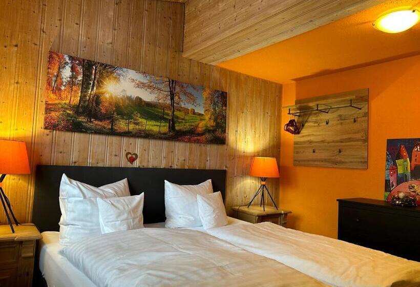 スタンダードルーム, Maier Pension