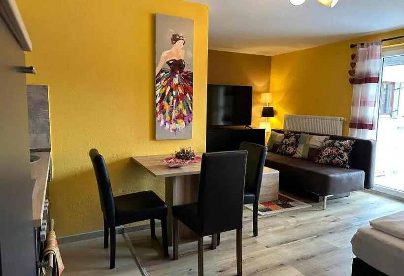 Monolocale Standard con Terrazza, Maier Pension