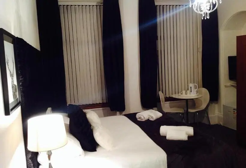 デラックスルーム, Abbey Guest House