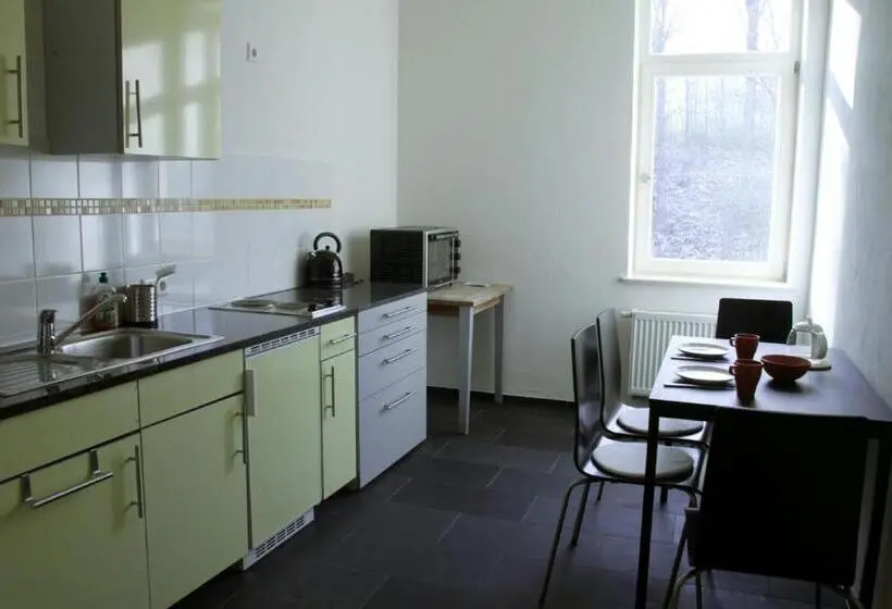 スタンダードシングルルーム, Im Bahnhof   Gästezimmer