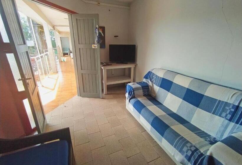 家庭间侧面带海景, Pousada Colibris