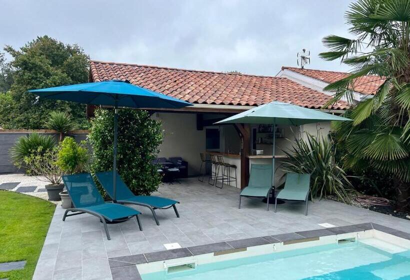 סטודיו סטנדרט נוף לים, O Pintxo