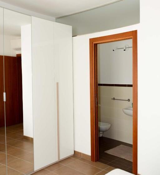 חדר סטנדרט, Rinaldi House