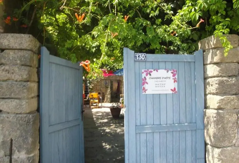Pokój Standard, Chez Clairotte