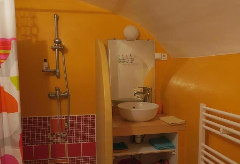 标准间, Chez Clairotte