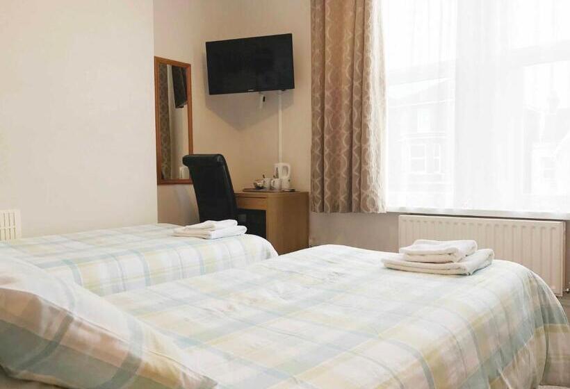 패밀리 스위트, Esk Vale Guest House