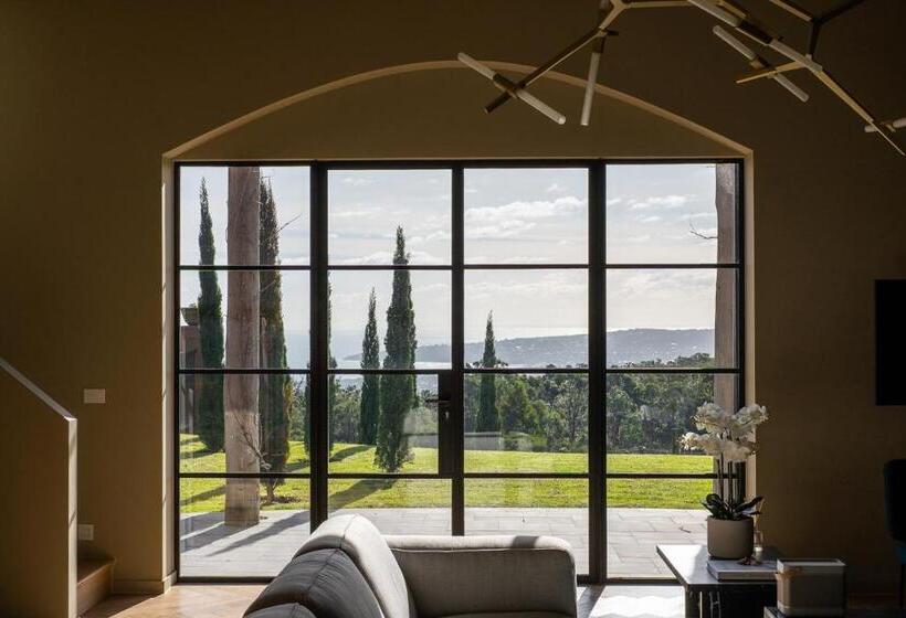 ویلای لوکس 1 خوابه, Frogs Pond