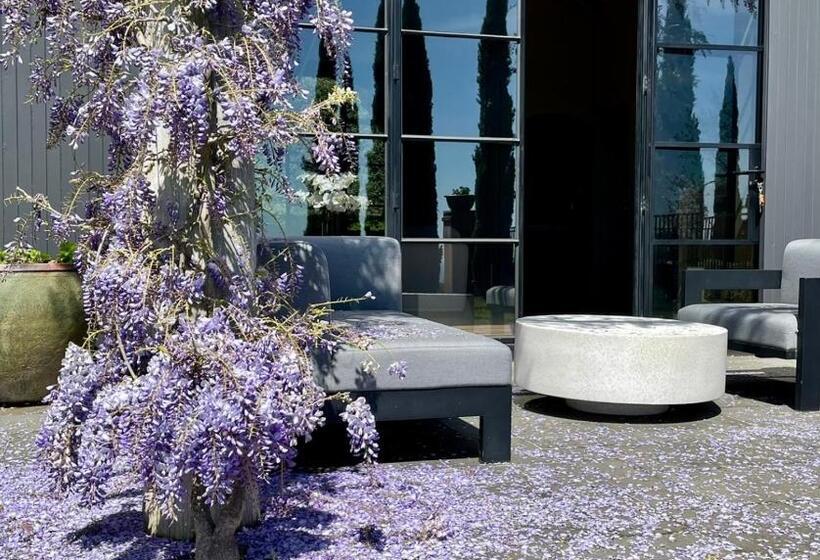 ویلای لوکس 1 خوابه, Frogs Pond