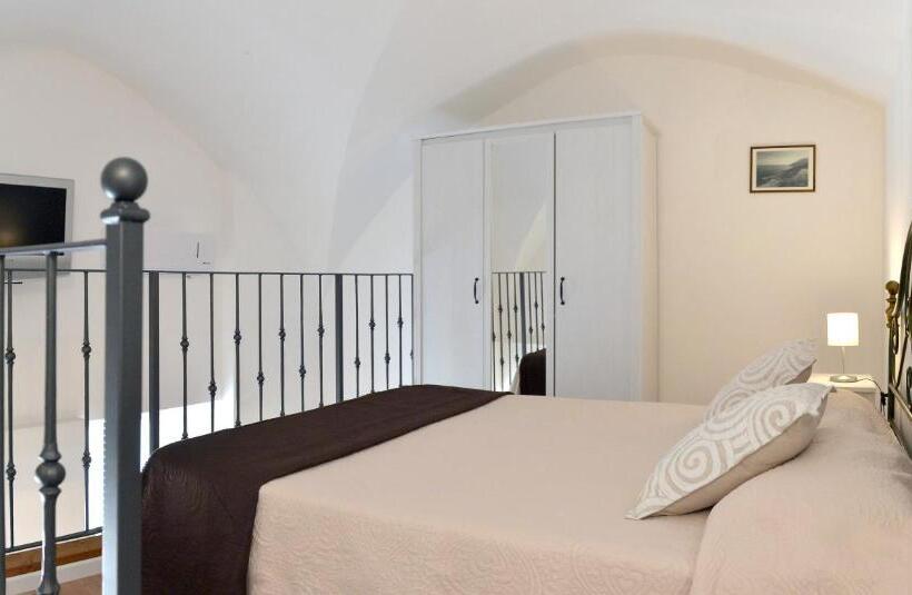 اتاق استاندارد, La Casetta Nel Cortile