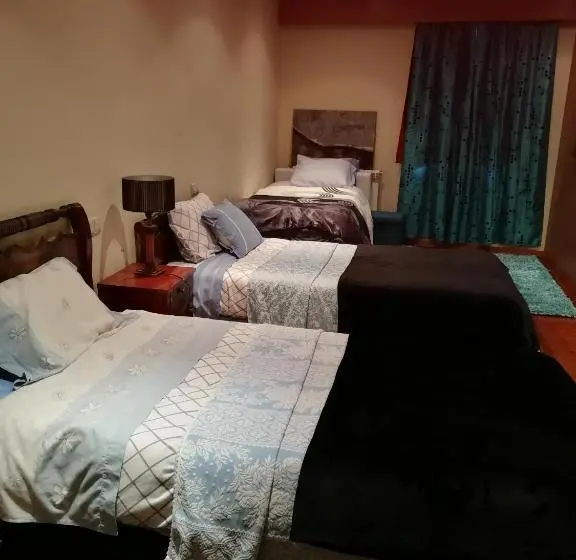 ベーシックトリプルルーム, Casa Dos Confrades
