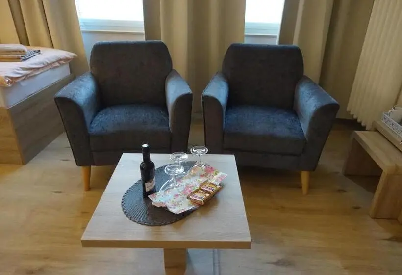 Standard Triple Room, Gasthof & Restaurant Am Kreuz