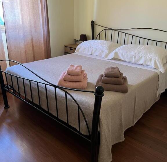 اتاق استاندارد, Da Adriana Guesthouse