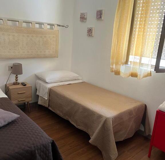 标准单人间共用浴室, Da Adriana Guesthouse