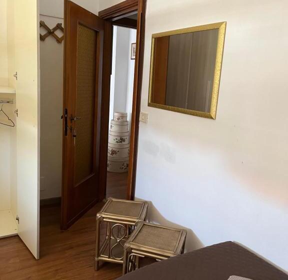 标准单人间共用浴室, Da Adriana Guesthouse