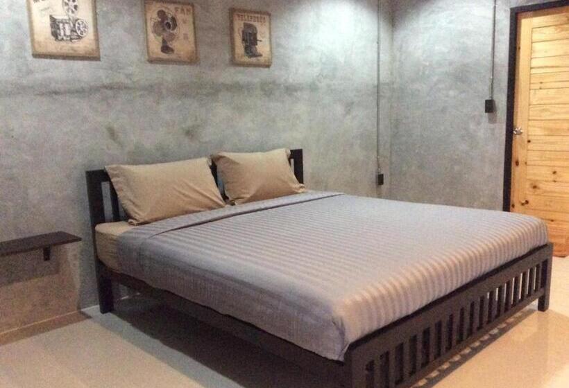 标准间, The Loft Resort Kabin Buri