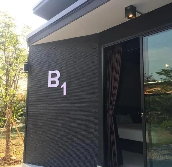 キングサイズベッドのスタンダードルーム, The Loft Resort Kabin Buri