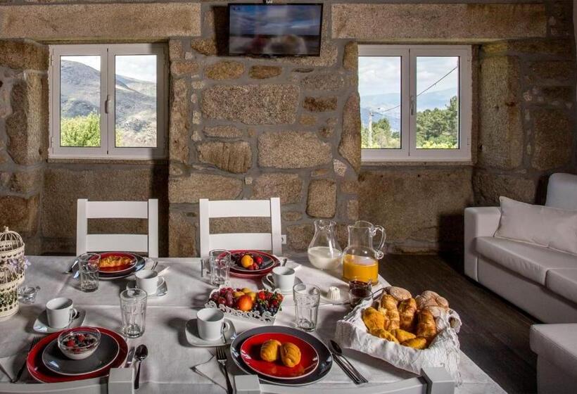 اتاق لوکس, Casa Amarela