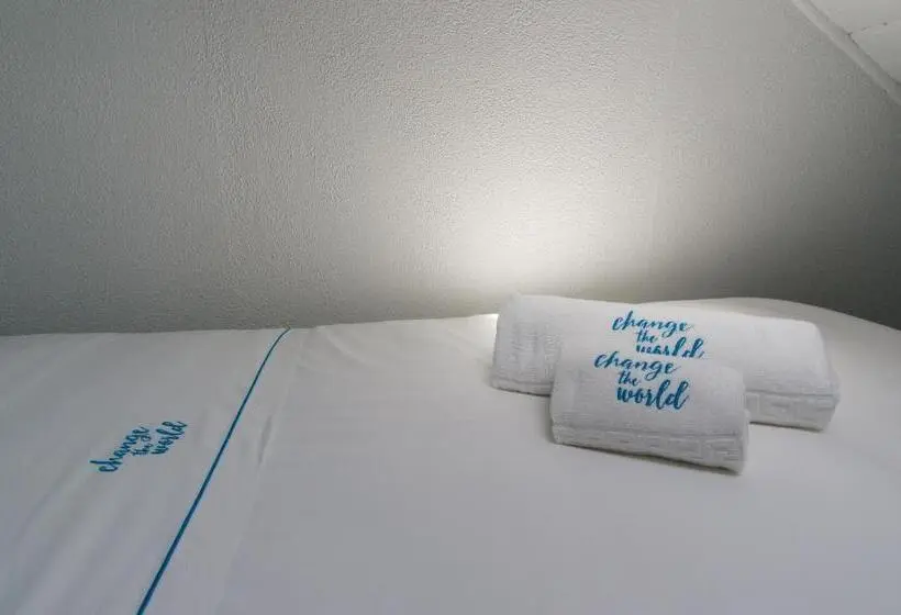スタンダードシングルルーム, Change The World Hostels   Cascais   Estoril