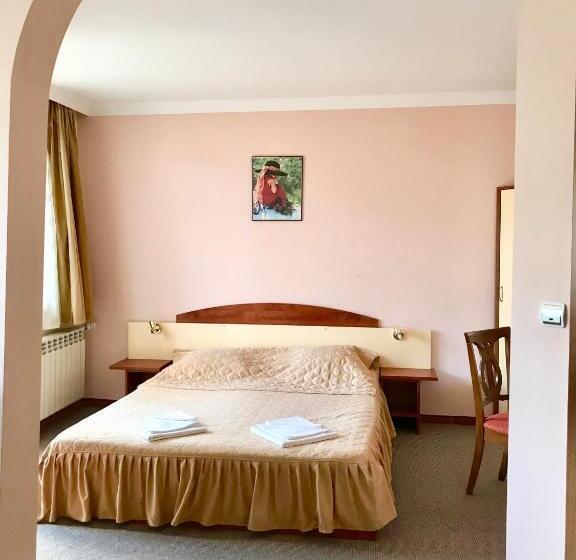 Апартаменты 1 Спальня с Видом, Daf Trans