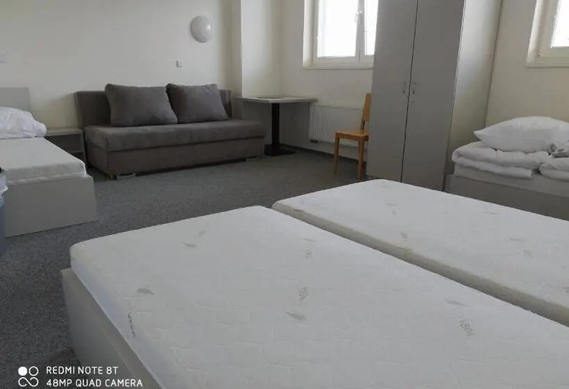 スタンダード４人部屋, Penzion Valmez