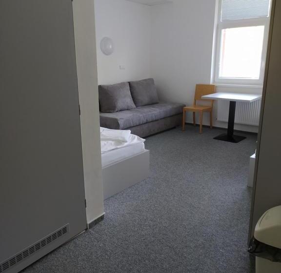 适合残疾人使用的标准间, Penzion Valmez