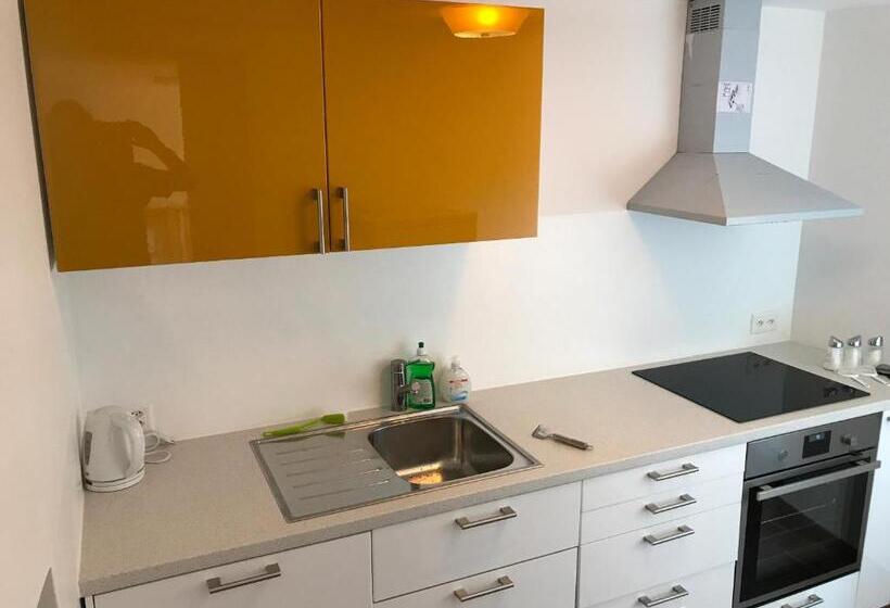 Camera Standard Bagno Esterno, Rustici Maggia