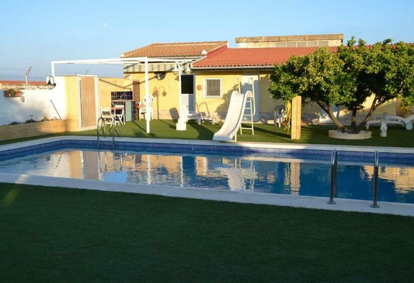 חדר סטנדרט נוף לבריכה, Posada Chloe Santiago