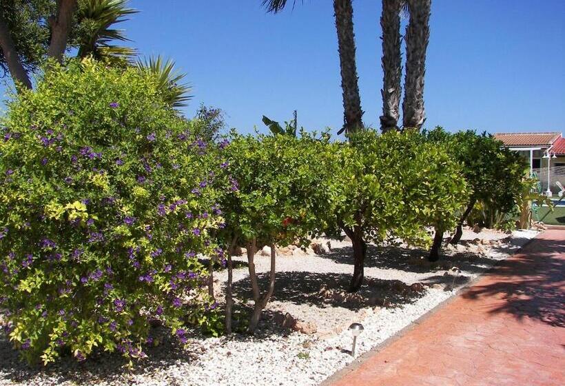 חדר משפתחתי סופריור, Posada Chloe Santiago