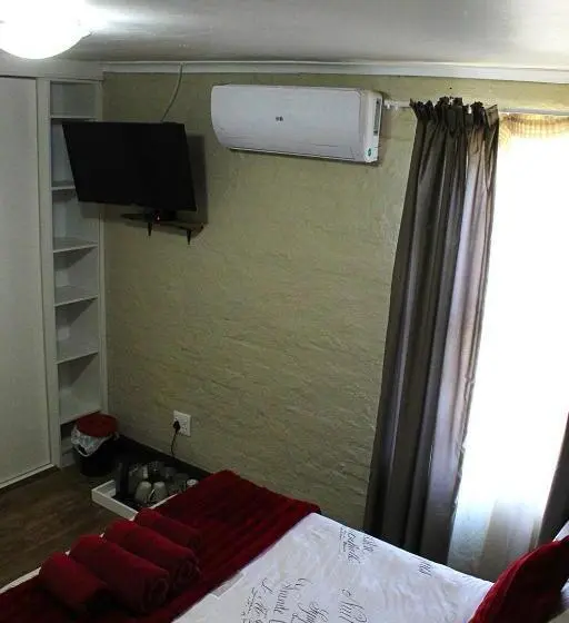 ガーデンビュースタンダードルーム, African Adventures Accommodation