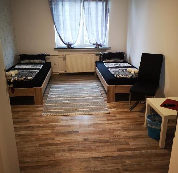 스탠다드 룸 공동 욕실, Pension Forstfeld Kassel