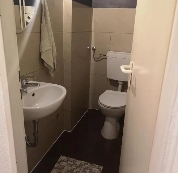 4ベッドルームクラシックタイプ, Pension Forstfeld Kassel