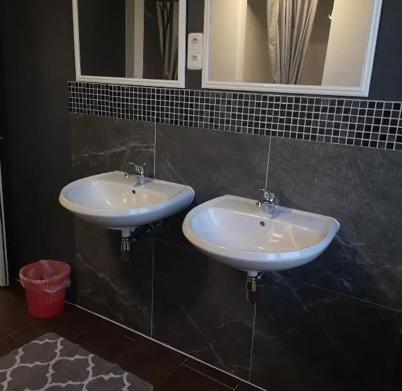 4ベッドルームクラシックタイプ, Pension Forstfeld Kassel