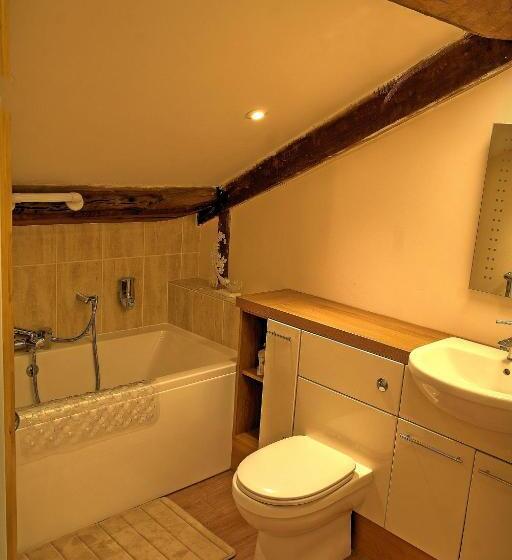 高级套房, The Wharf Stourport