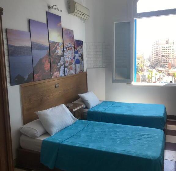 اتاق استاندارد بدون تهویه هوا, Acropole